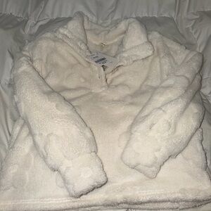 Como Blu Cozy White Fleece Pullover